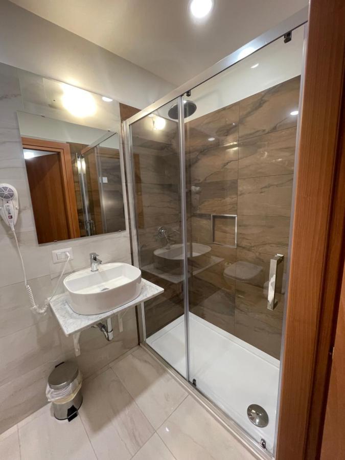 גלה B&B Centrale מראה חיצוני תמונה