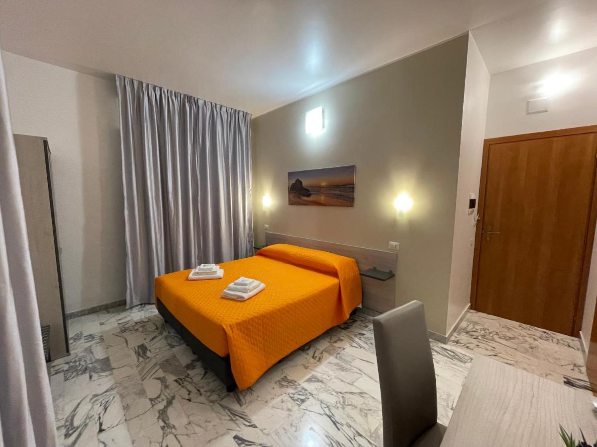 גלה B&B Centrale מראה חיצוני תמונה
