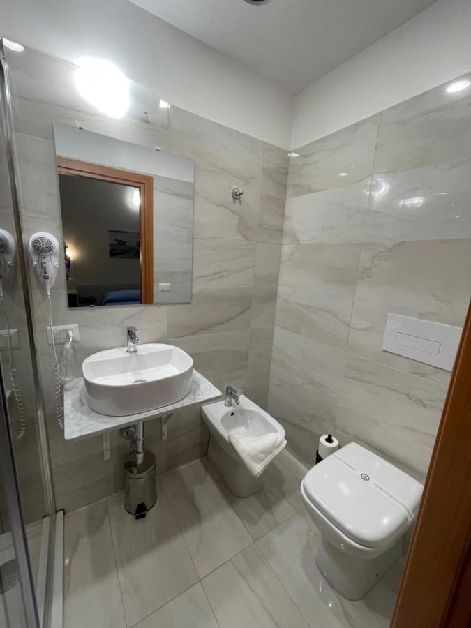 גלה B&B Centrale מראה חיצוני תמונה